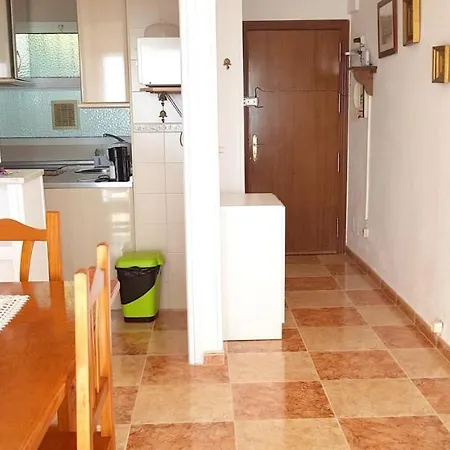 With One Bedroom In Torremolinos, With Wonderful Sea View, Pool Acc... Apartmán